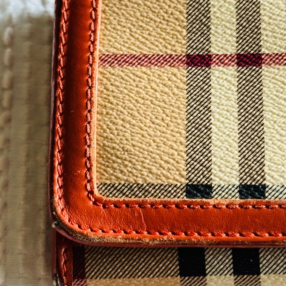 Burberry Checkered Tan and Orange Wallet - Picture 3 of 9
